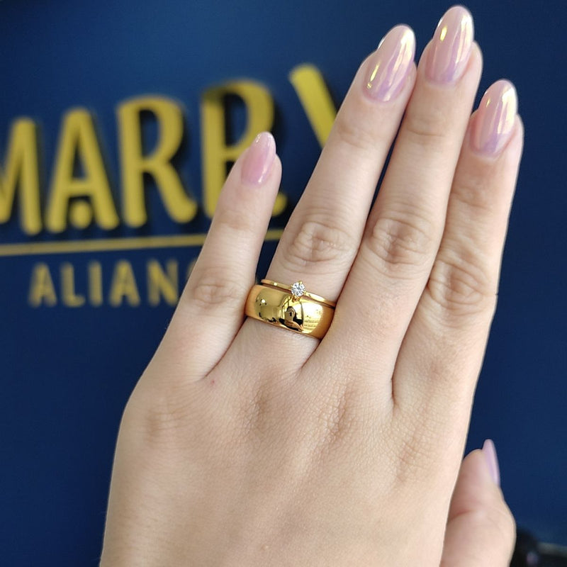 Unidade Aliança Boleada 8mm Com 6 Camadas Ouro 18k em Tungstênio