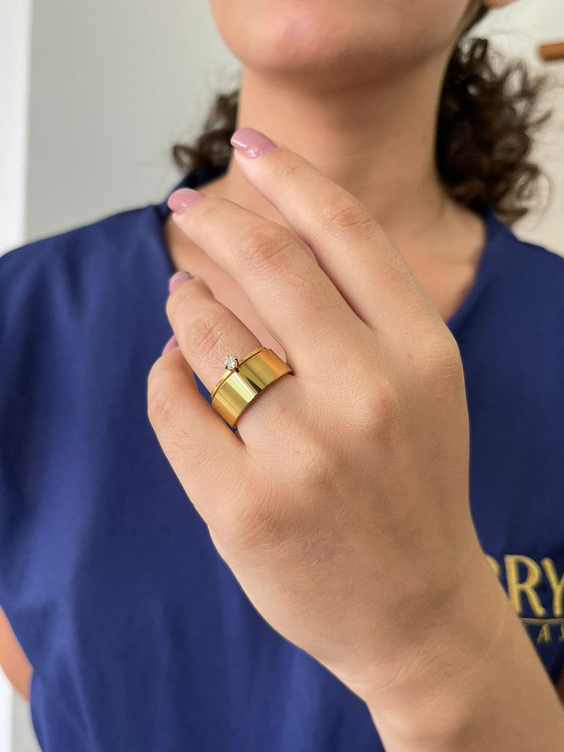Unidade Aliança Casamento Reta 8mm Com 6 Camadas Ouro 18k em Tungstênio